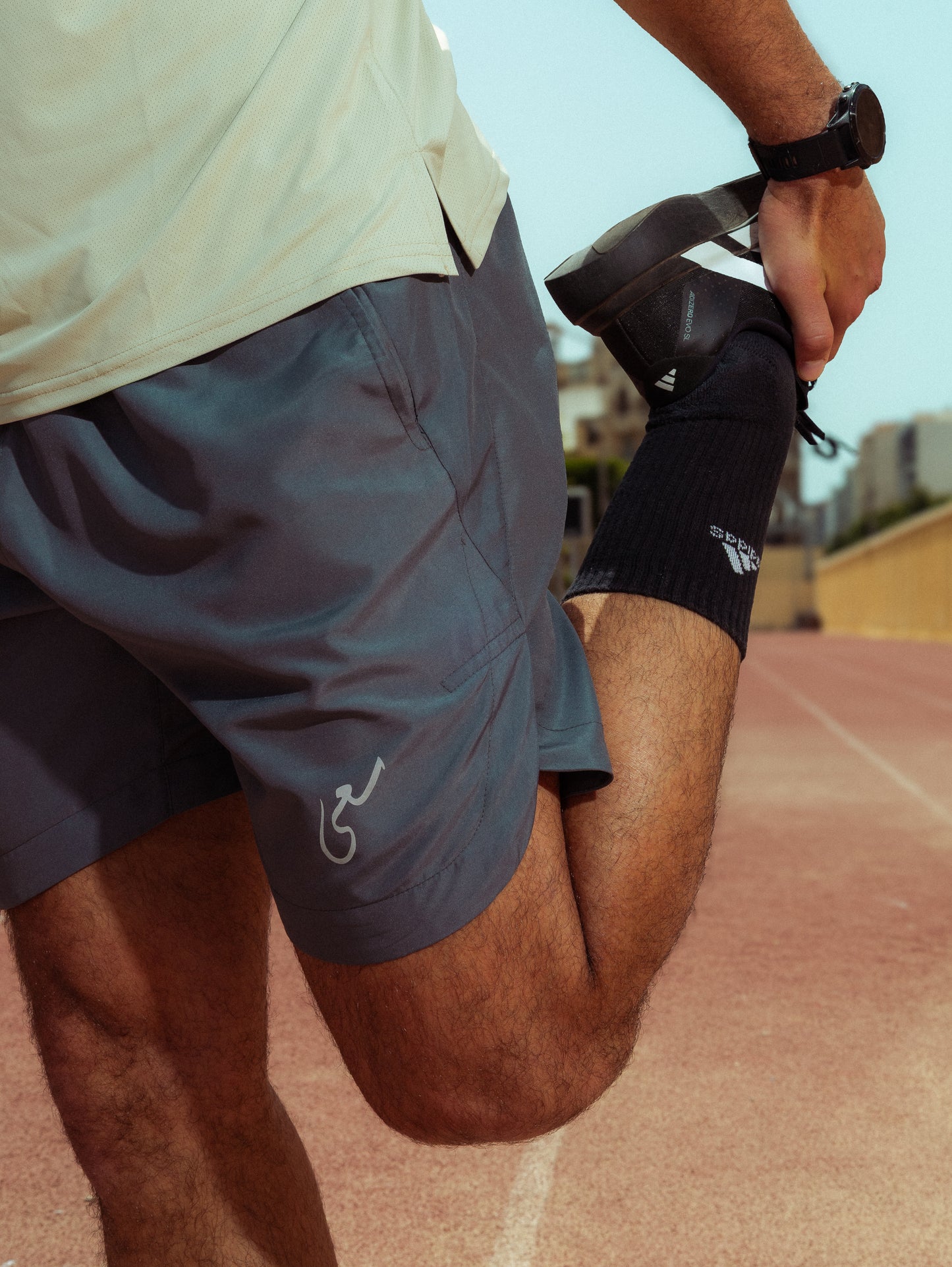 SAAI SHORT GREY
