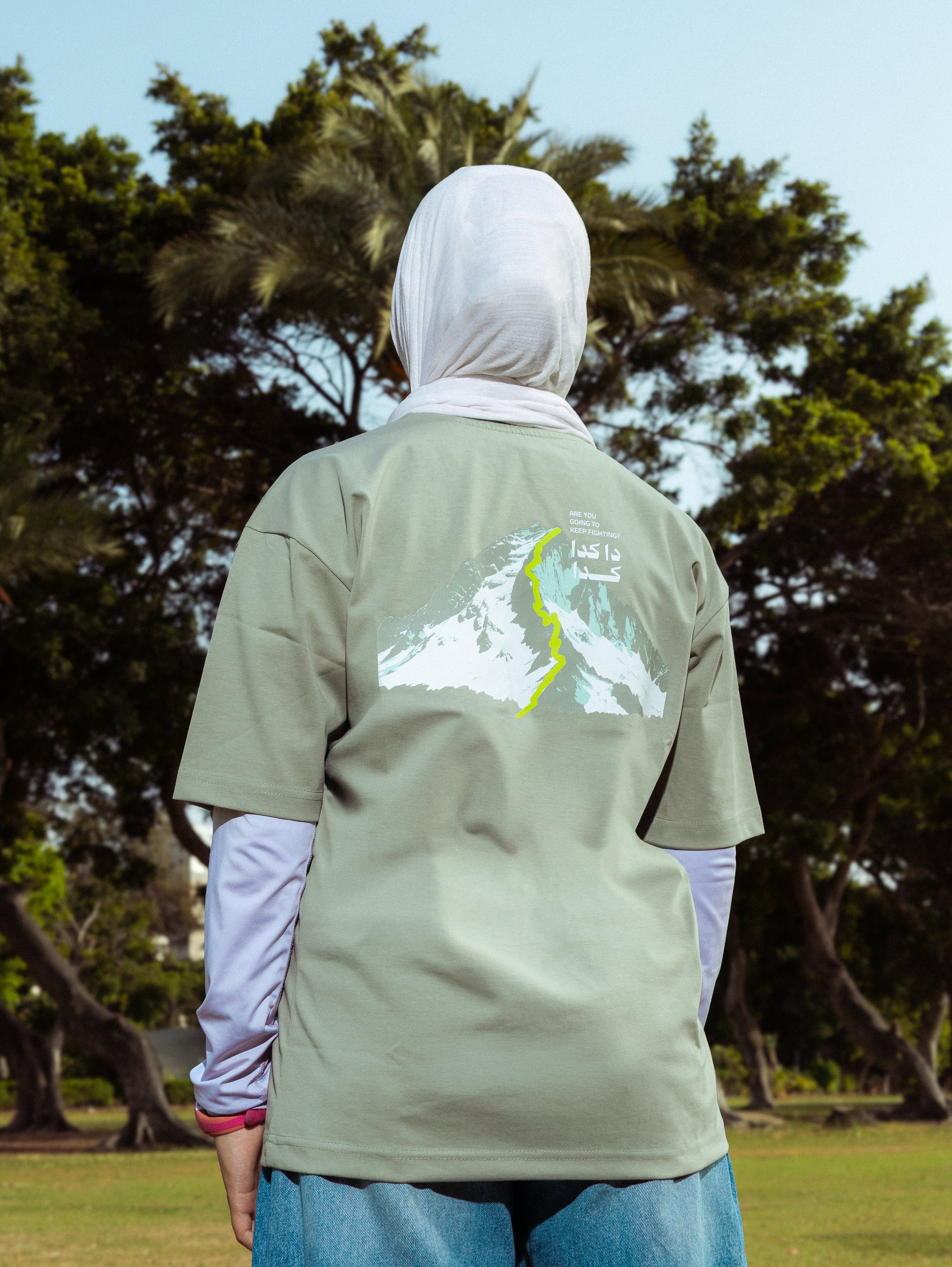 SAAI “DA KDA KDA” OVERSIZED TEE OLIVE GREEN WOMEN